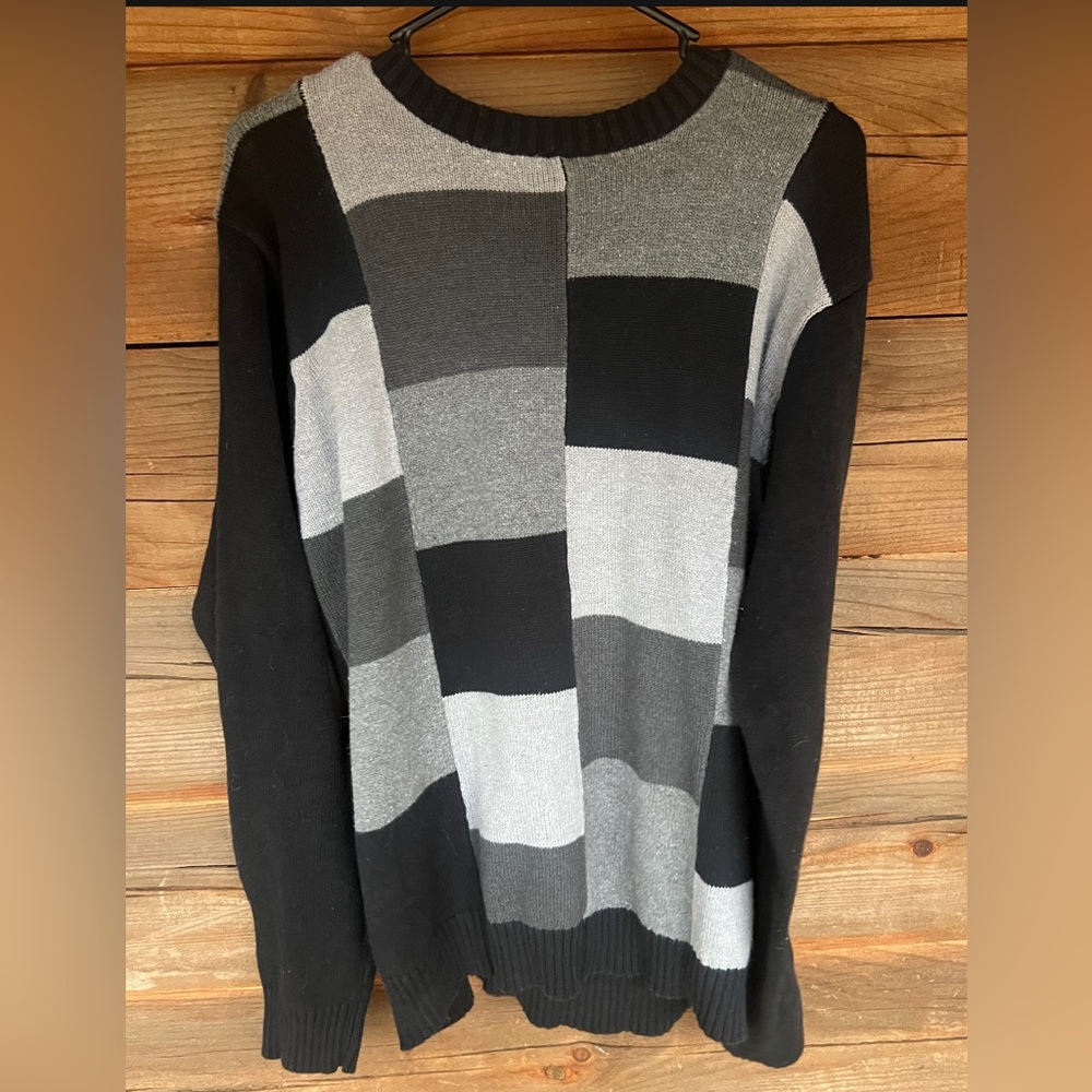 VTG Color block Patchwork black white and grey sweater